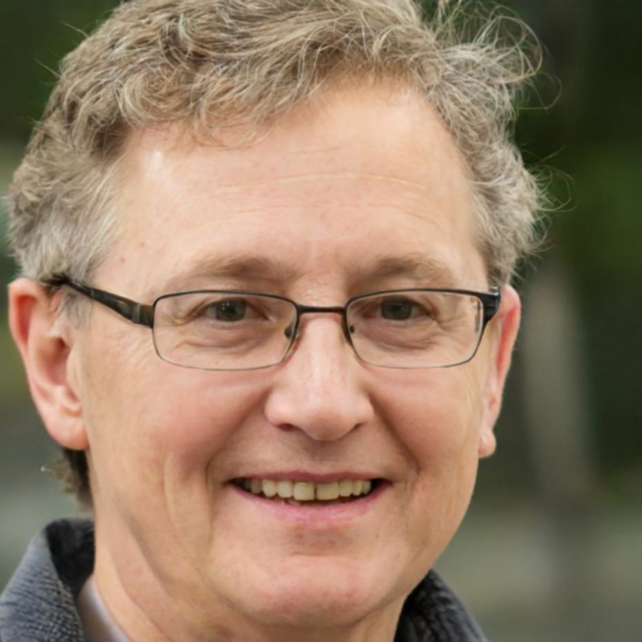 Angus McKenzie, Lead Financial Analysis Instructor